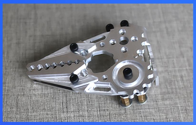Серебряный манипулятор-коготь, – обзор и цена Robot Gripper Claw